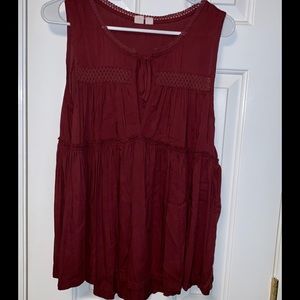 Sleeveless Melrose and Market blouse size Medium